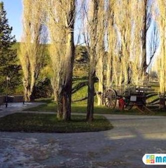 el calafate plaza de los pioneros